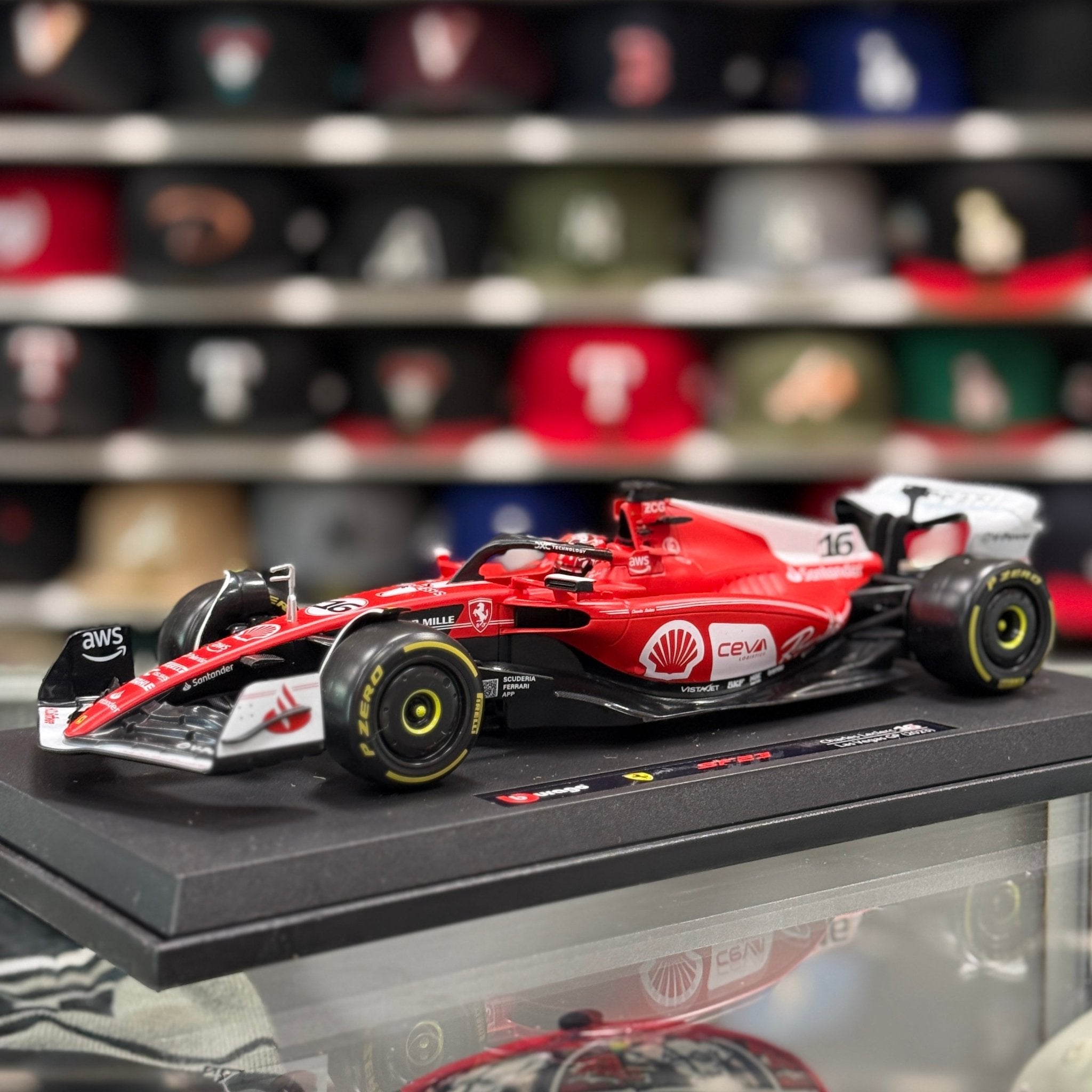 Bburago Ferrari Formula 1 'Charles Leclerc - Las Vegas GP' 1/18