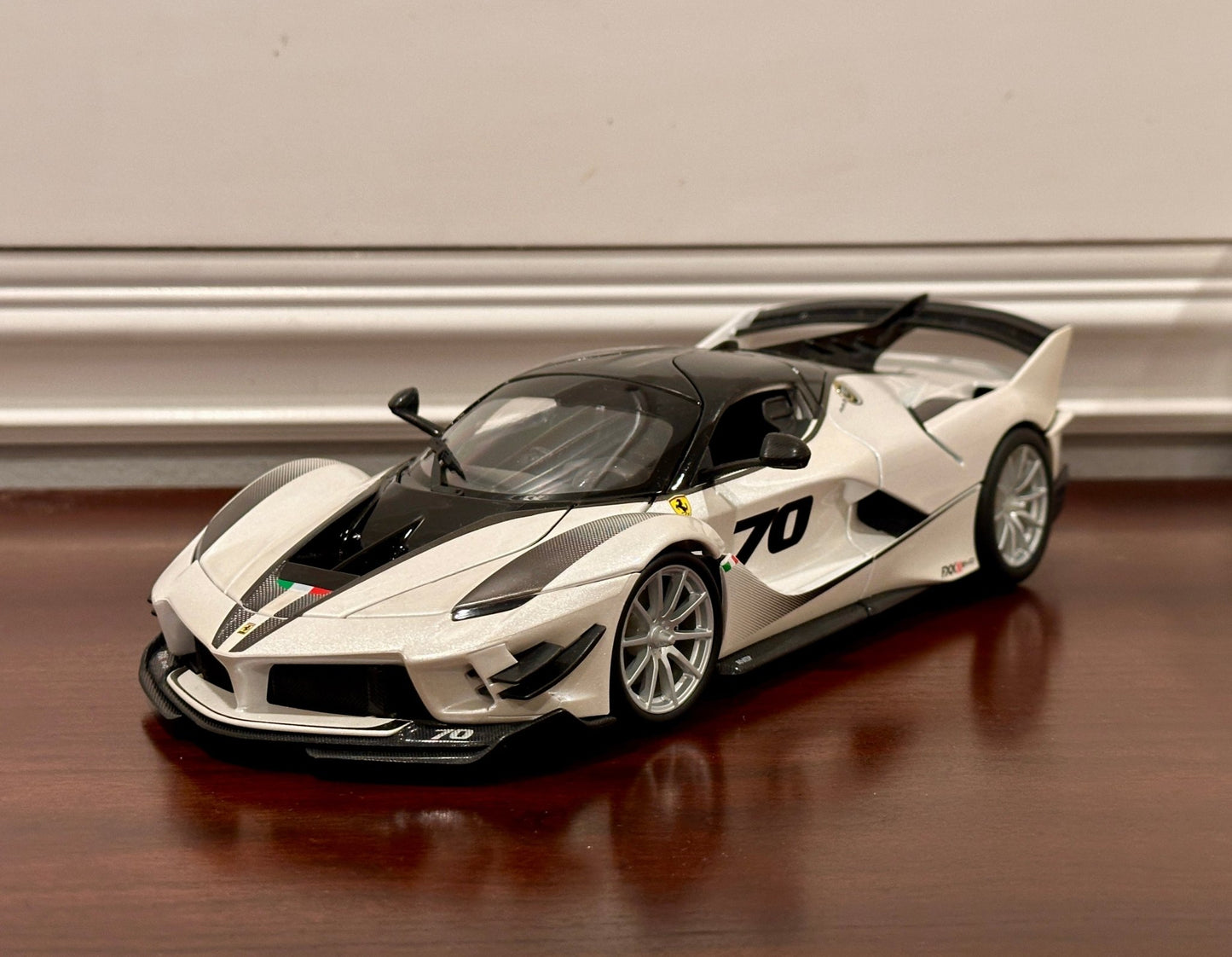 Bburago Ferrari LaFerrari FxxK Evo White 1/18 Scale Diecast Model Car | New - Product Image