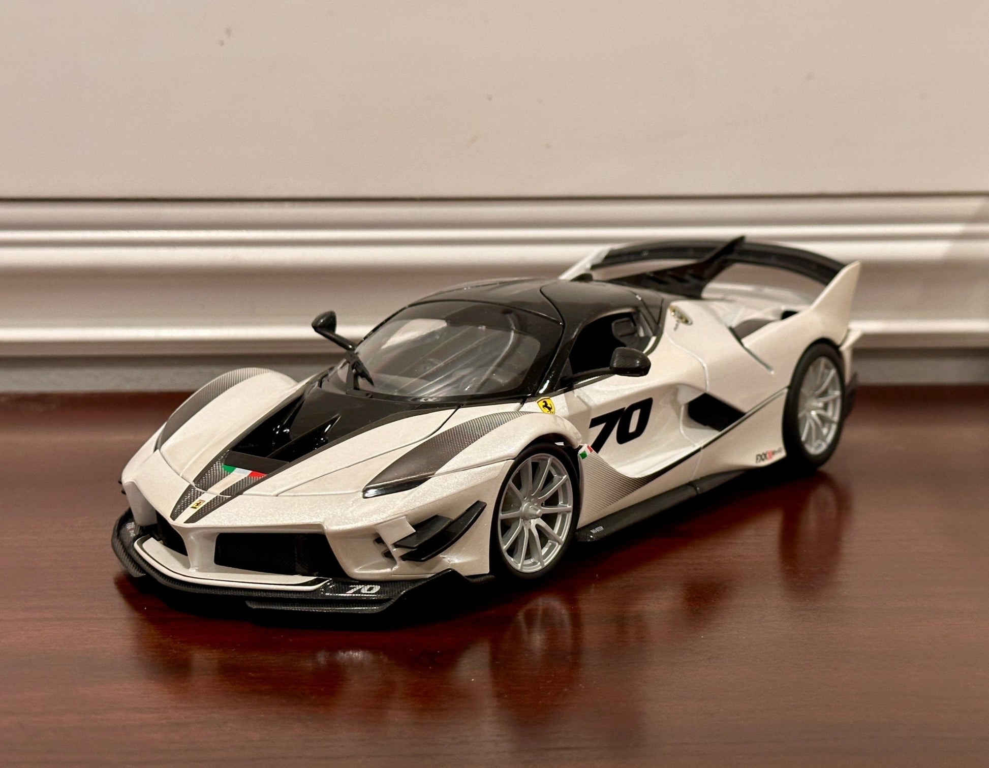 Bburago Ferrari LaFerrari FxxK Evo White 1/18 Scale Diecast Model Car | New - Product Image