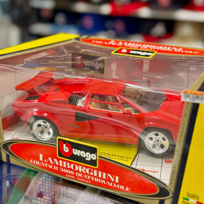 Bburago Lamborghini Countach 5000-QV Red 1/18 Scale Diecast Model Car | New - Product Image