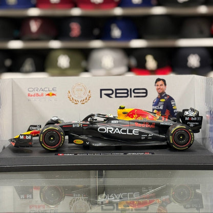Bburago Red Bull Formula 1 F1 'Sergio Perez - Abu Dhabi GP' 1/18 Scale Model F1 Car | New - Product Image