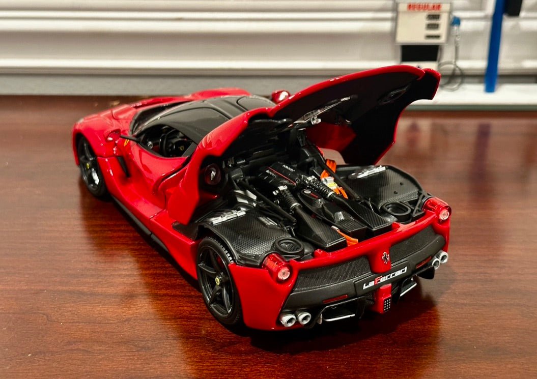 Bburago Signature Ferrari Laferrari Red/Black 1/18 Scale Diecast Model Car | New - Product Image