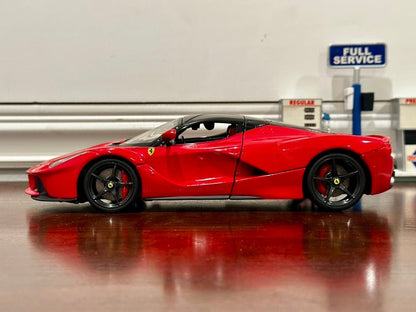 Bburago Signature Ferrari Laferrari Red/Black 1/18 Scale Diecast Model Car | New - Product Image