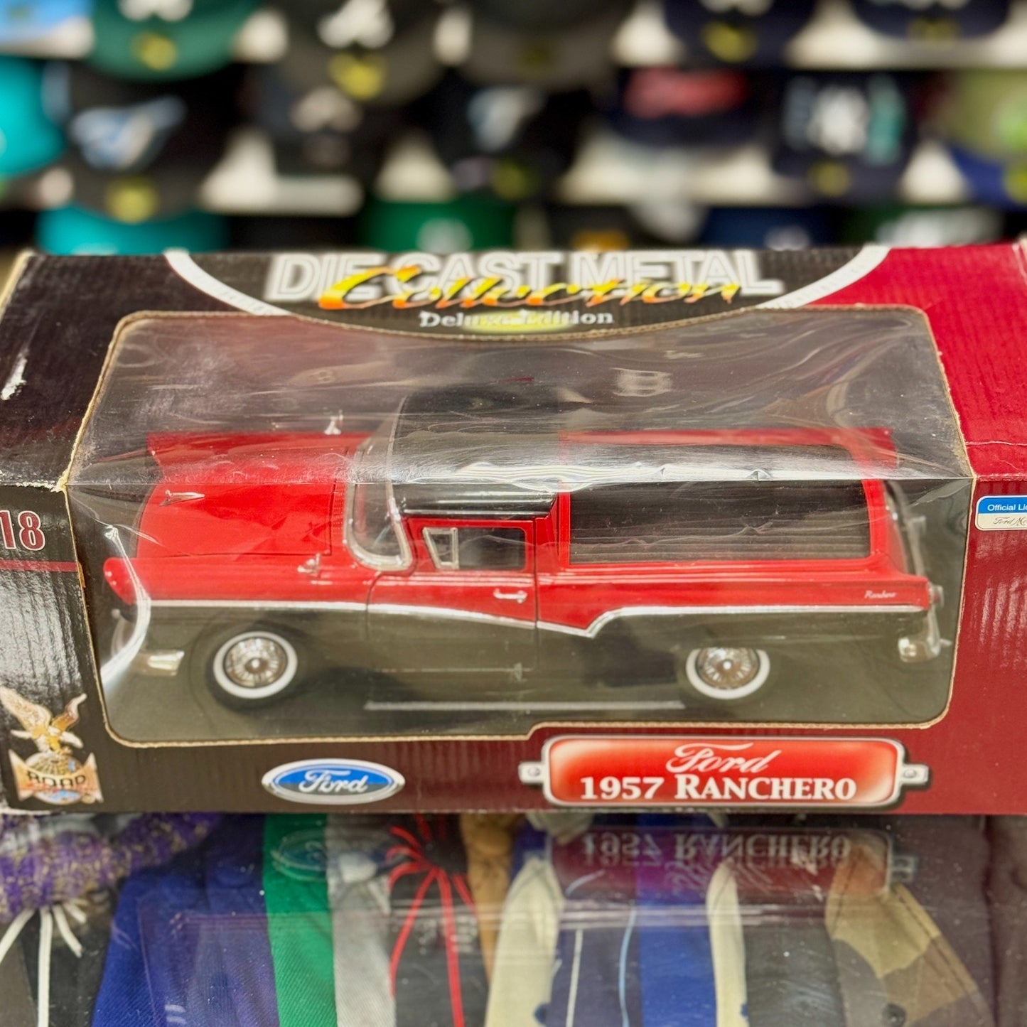 1/18 1957 Ford Ranchero Red Black Road Signature