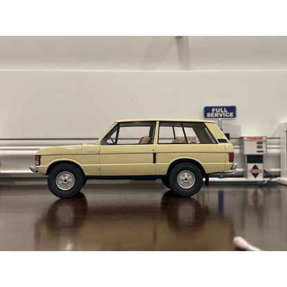BOS 1970 Land Rover Range Rover 'Suffix-A' Beige Best of Show 1/18 Scale Diecast Model Car | Limited Edition - Product Image