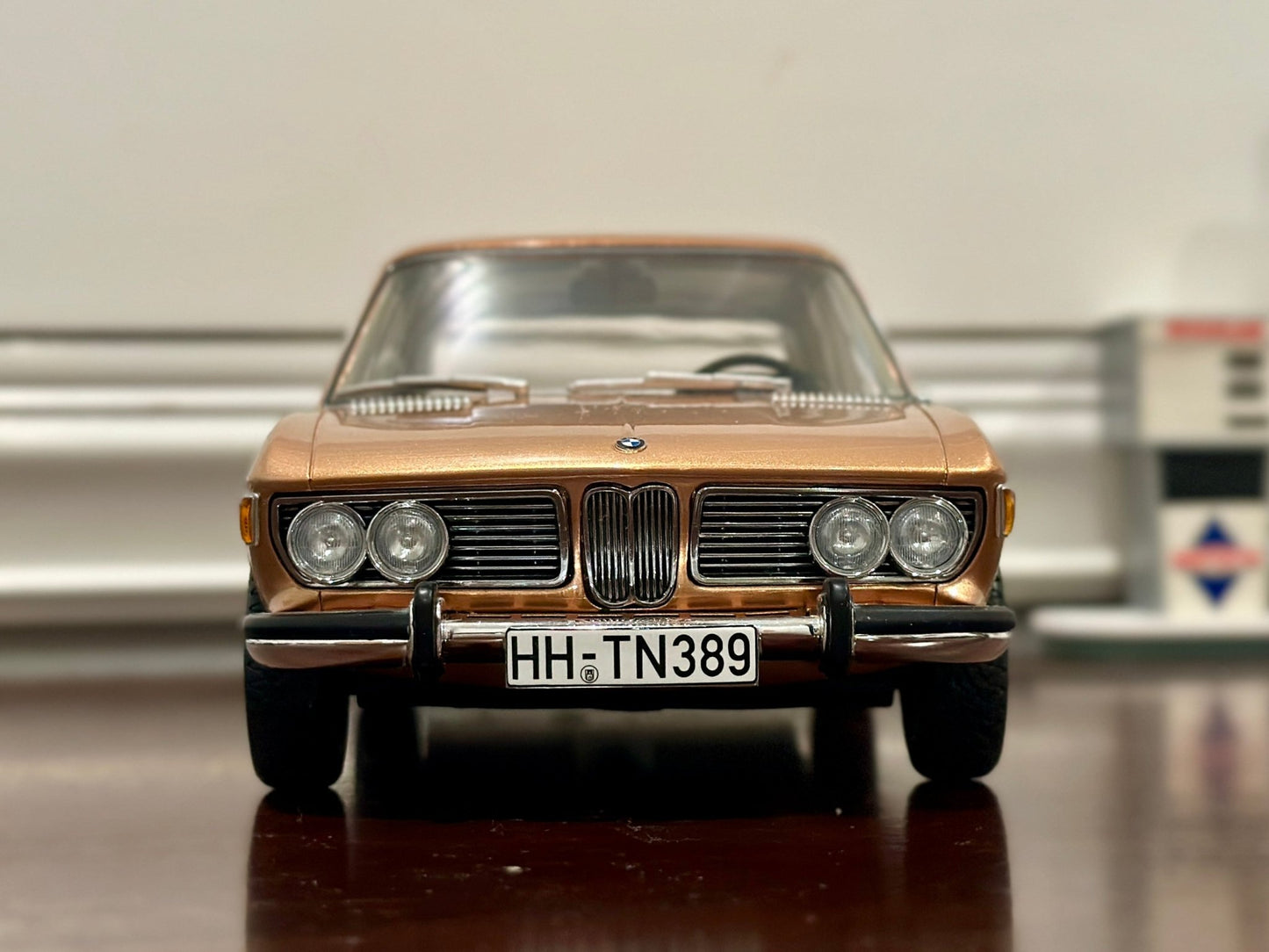 BOS BMW 2500 Gold 'Best in Show' 1/18 Scale Diecast Model Car | Limited Edition - Product Image