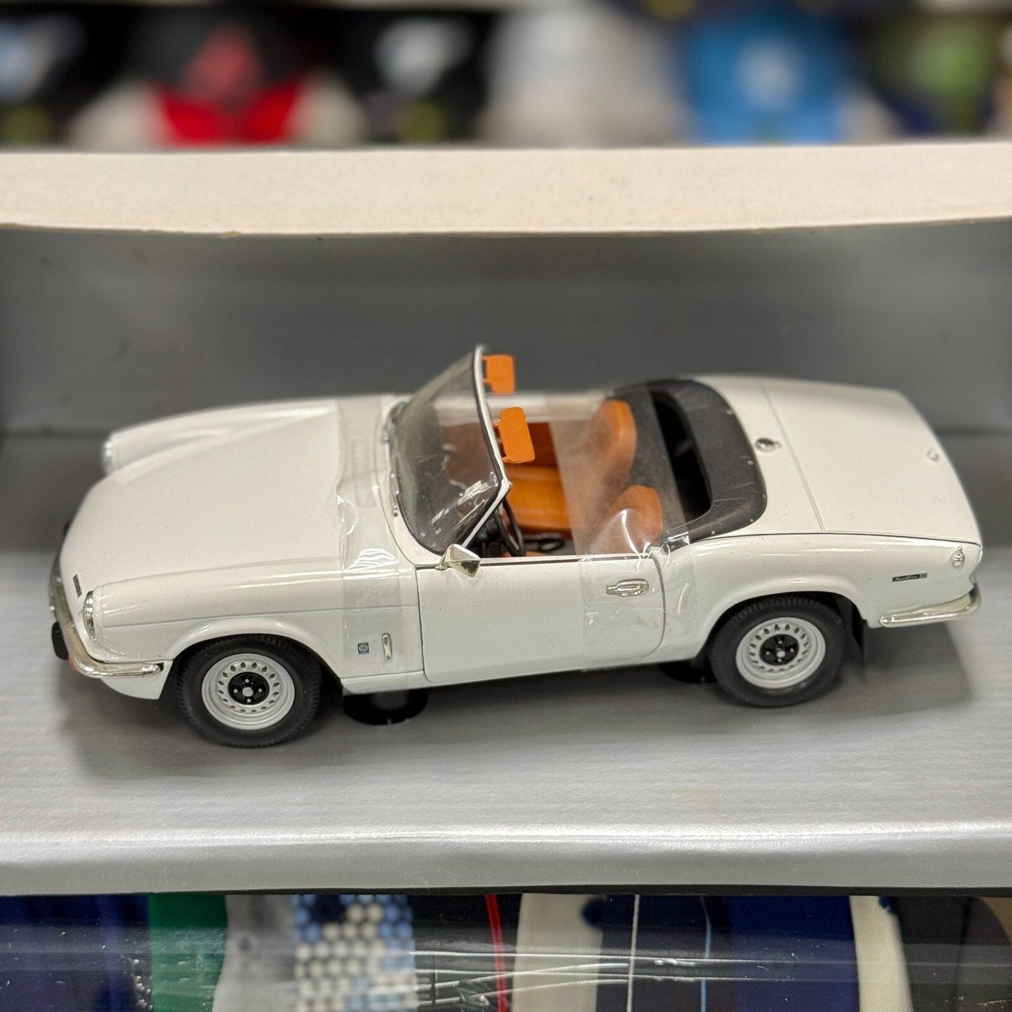 Chronos 1970 Triumph Spitfire Open Convertible White 1/18 Scale Diecast Model Car | New - Product Image