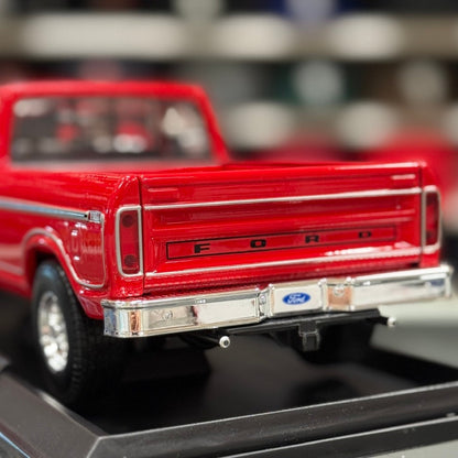 1:18 1979 Ford F-150 Ranger Pickup Truck Red Diecast Model Truck