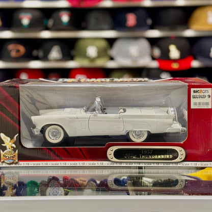 1/18 1955 Ford Thunderbird With Top White Road Signature Diecast Car | New