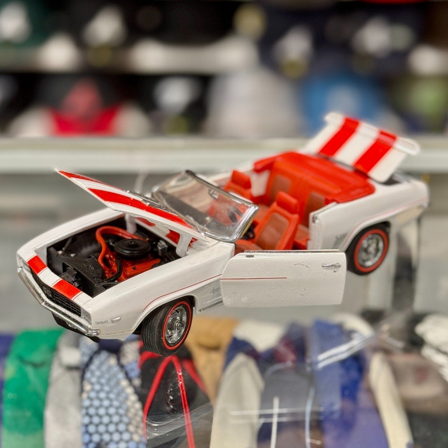 Danbury Mint 1969 Chevrolet Camaro SS White w/ Red Stripes 1/18 Scale Diecast Model Car - Product Image