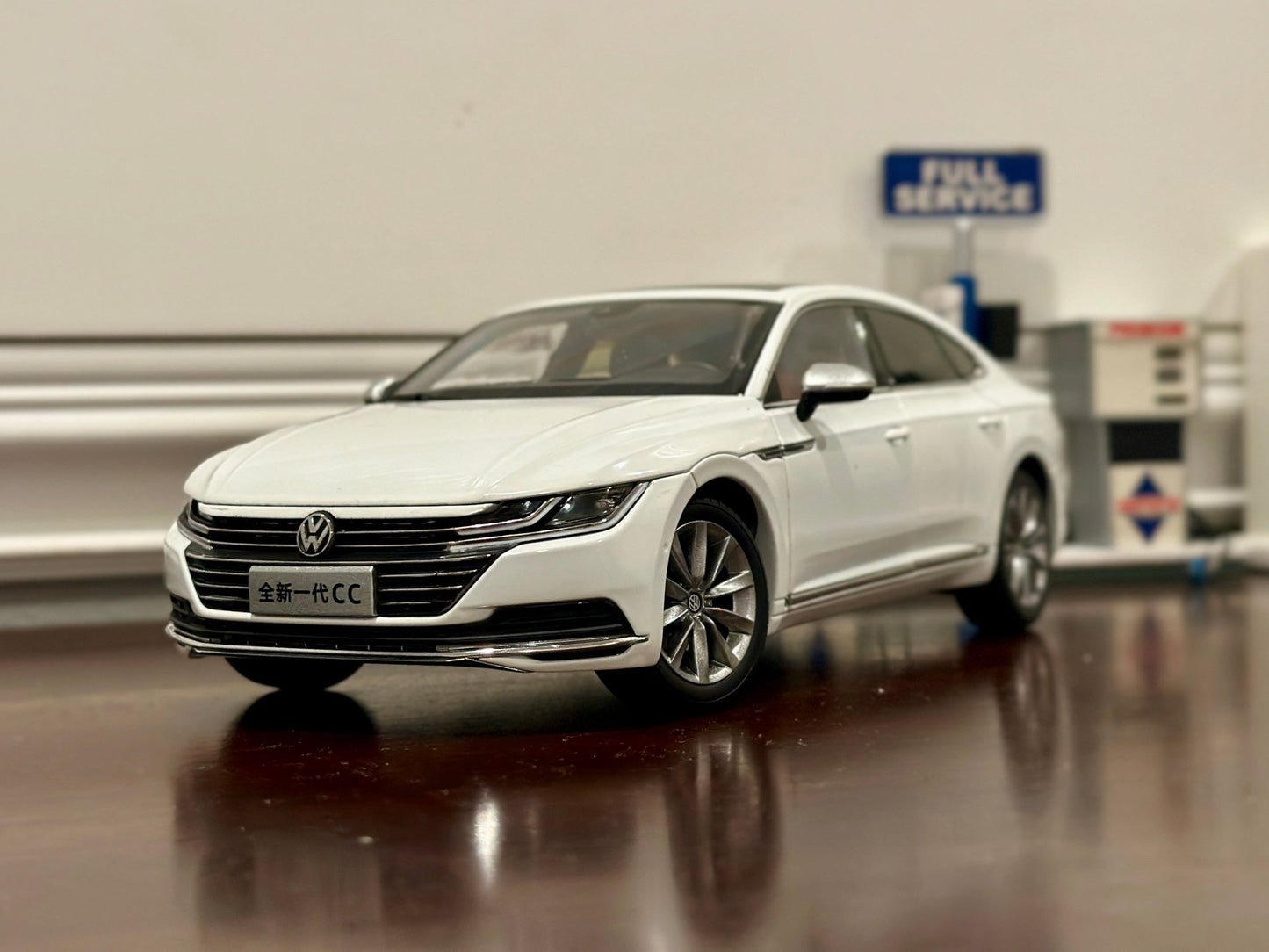 Dealer Edition 2022 Volkswagen Arteon White Sedan 1/18 Scale Diecast Model Car - Product Image