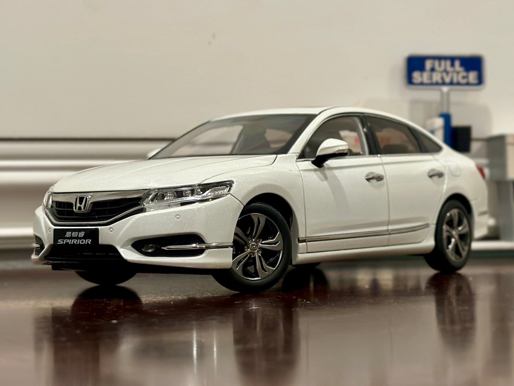 Dealer Edition Honda Accord Sport White 1/18 Scale Diecast Model Car - Product Image