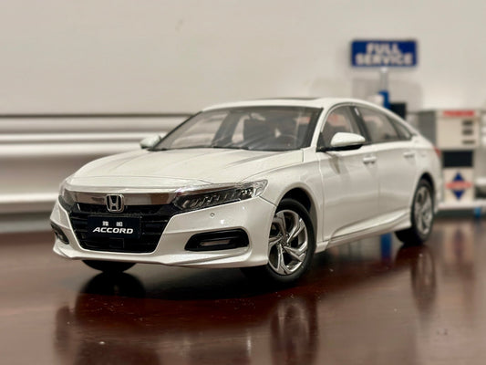 Dealer Edition Honda Accord White Sedan 1/18 Scale Diecast Model Car - Product Image