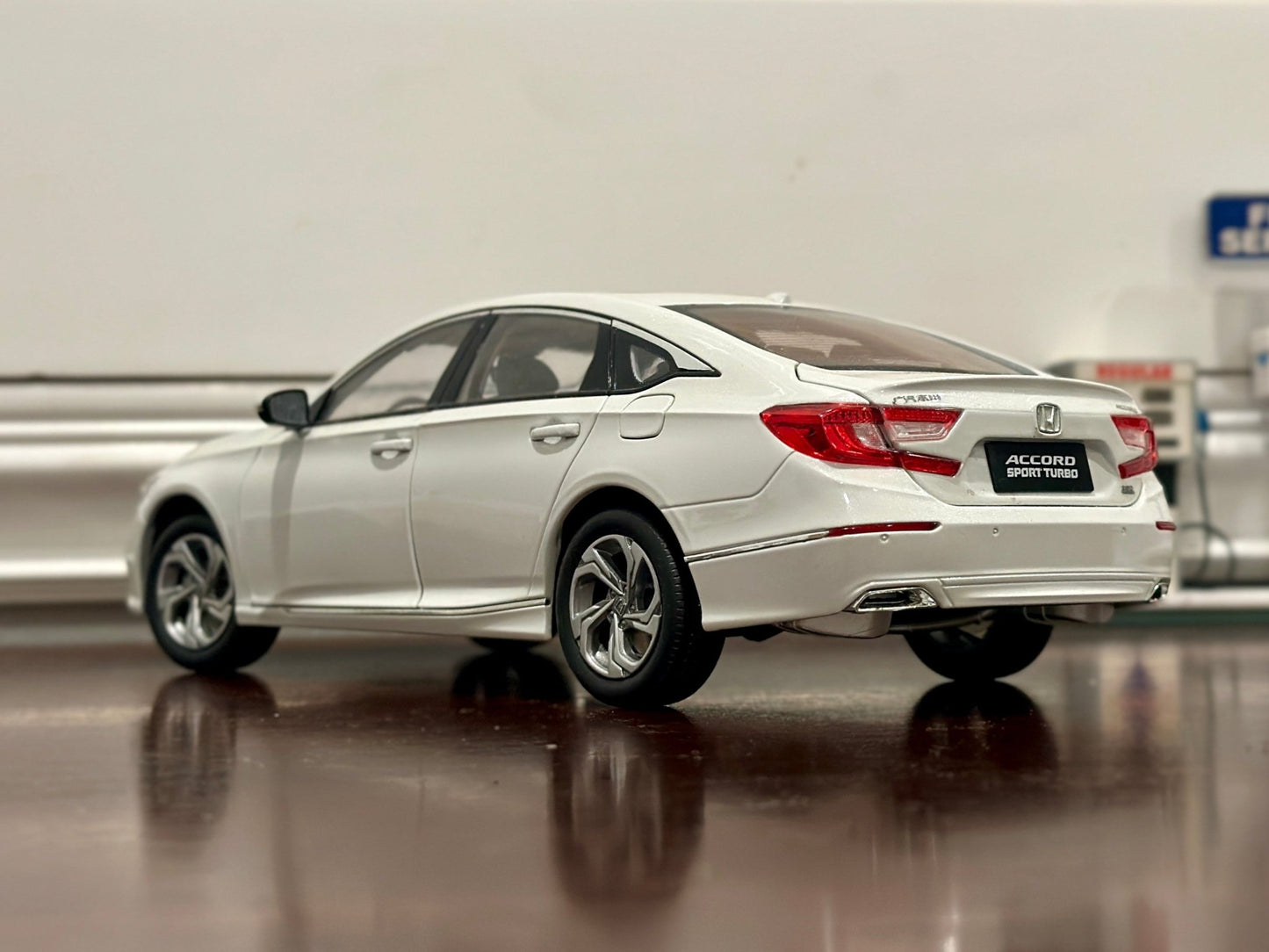 Dealer Edition Honda Accord White Sedan 1/18 Scale Diecast Model Car - Product Image