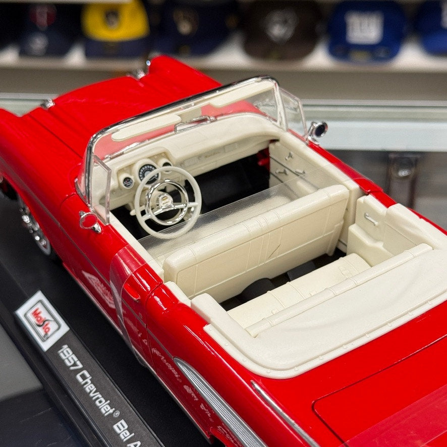 1/18 Chevrolet 1957 Bel Air Red Convertible Diecast Model Car | New