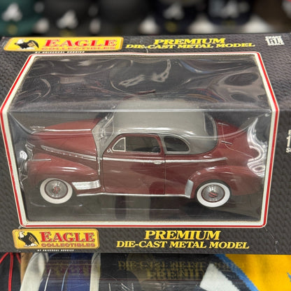 Eagle Collectibles 1940 Chevrolet Deluxe Coupe Maroon 1/18 Scale Diecast Model Car | New - Product Image