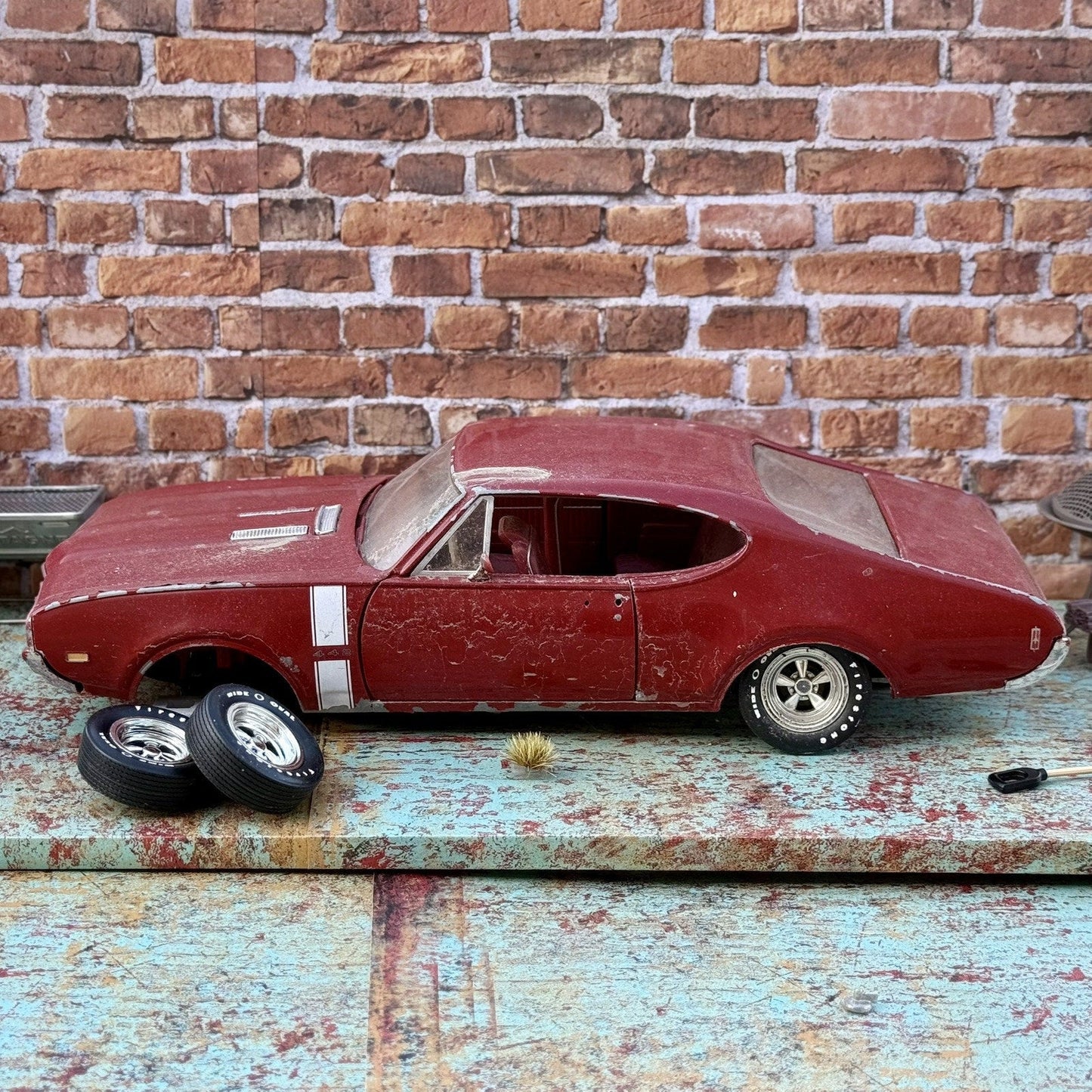 ERTL 1968 Red Oldsmobile 442 1/18 Scale Diecast Model Car | Parts Car - Product Image