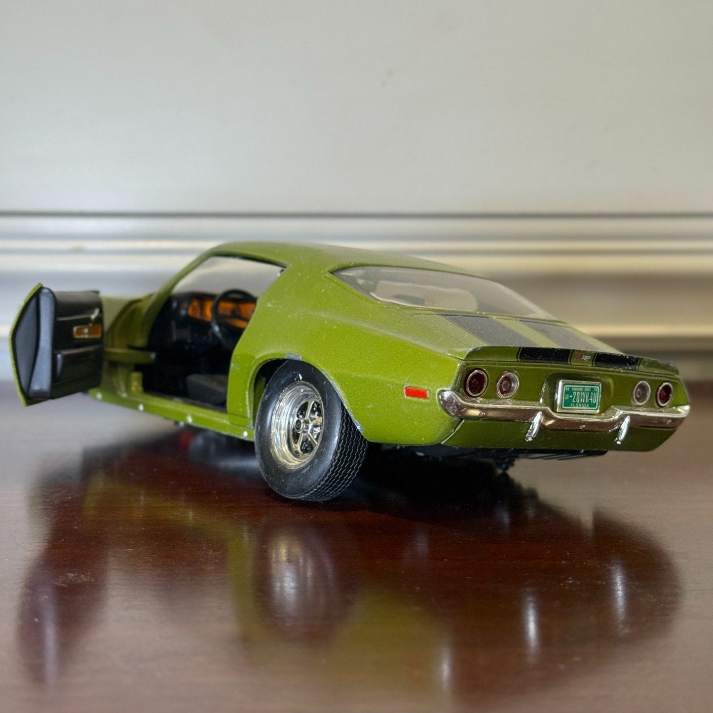 ERTL 1970 Chevrolet Camaro Z28 Green w/ Black Stripes 1/18 Scale Diecast Model Car | Parts Car - Product Image