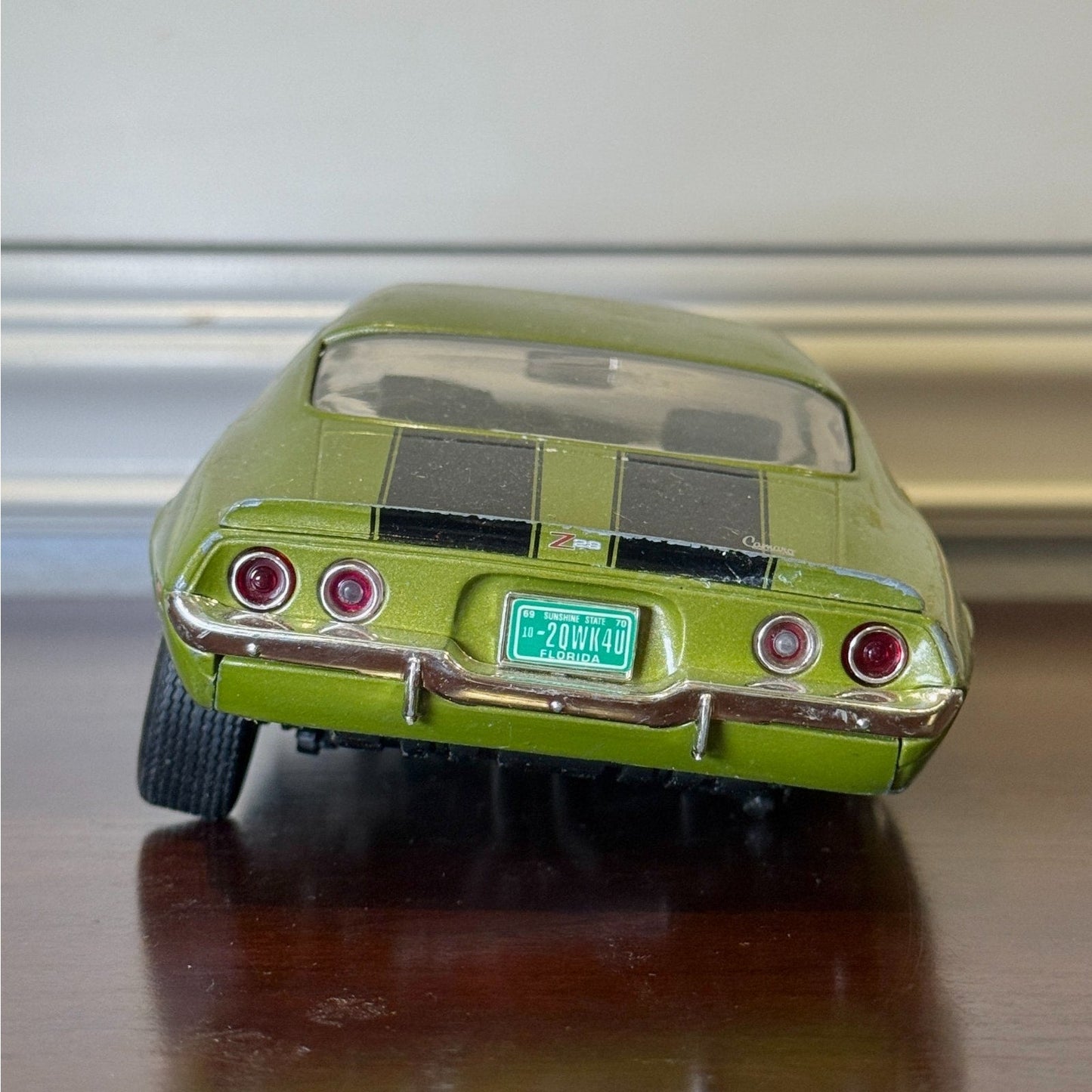 ERTL 1970 Chevrolet Camaro Z28 Green w/ Black Stripes 1/18 Scale Diecast Model Car | Parts Car - Product Image