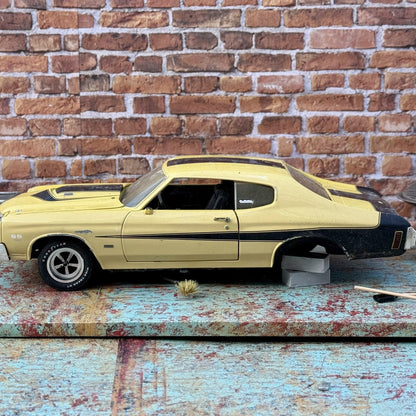 ERTL 1970 Chevrolet Chevelle SS 1/18 Scale Diecast Model Car | Parts Car - Product Image