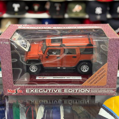 1/18 Hummer H2 SUV Orange Maisto Executive Edition Wood Display Stand
