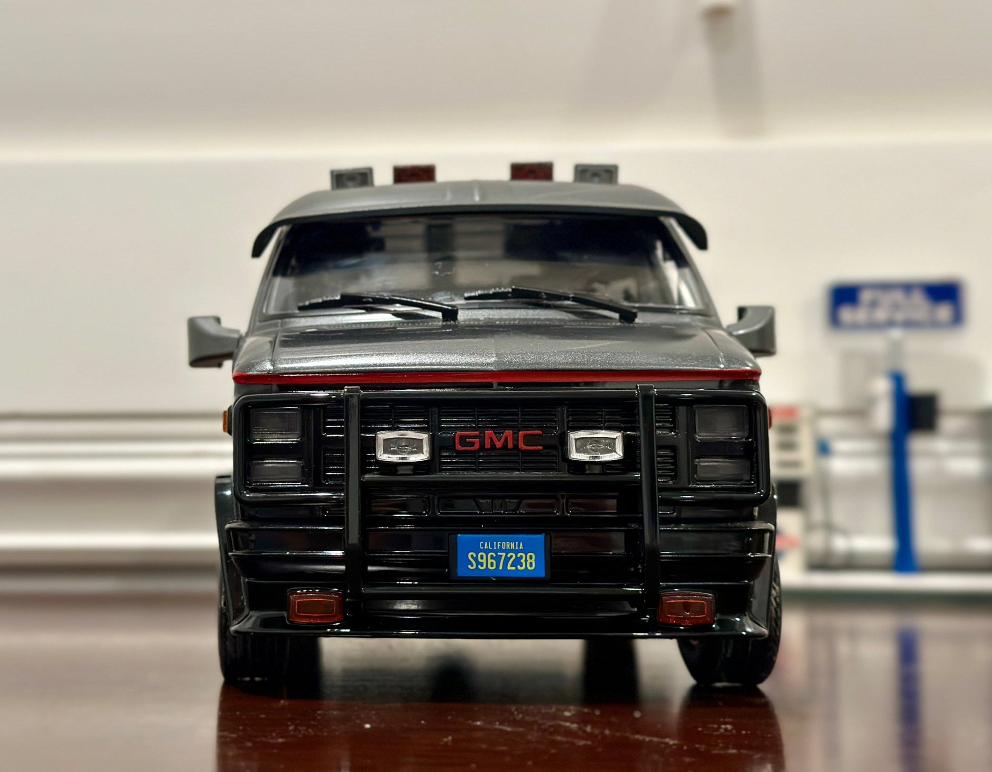 Greenlight 1983 GMC Vandura Van Black 'A-Team TV Series' 1/18 Scale Diecast Model Car - Product Image