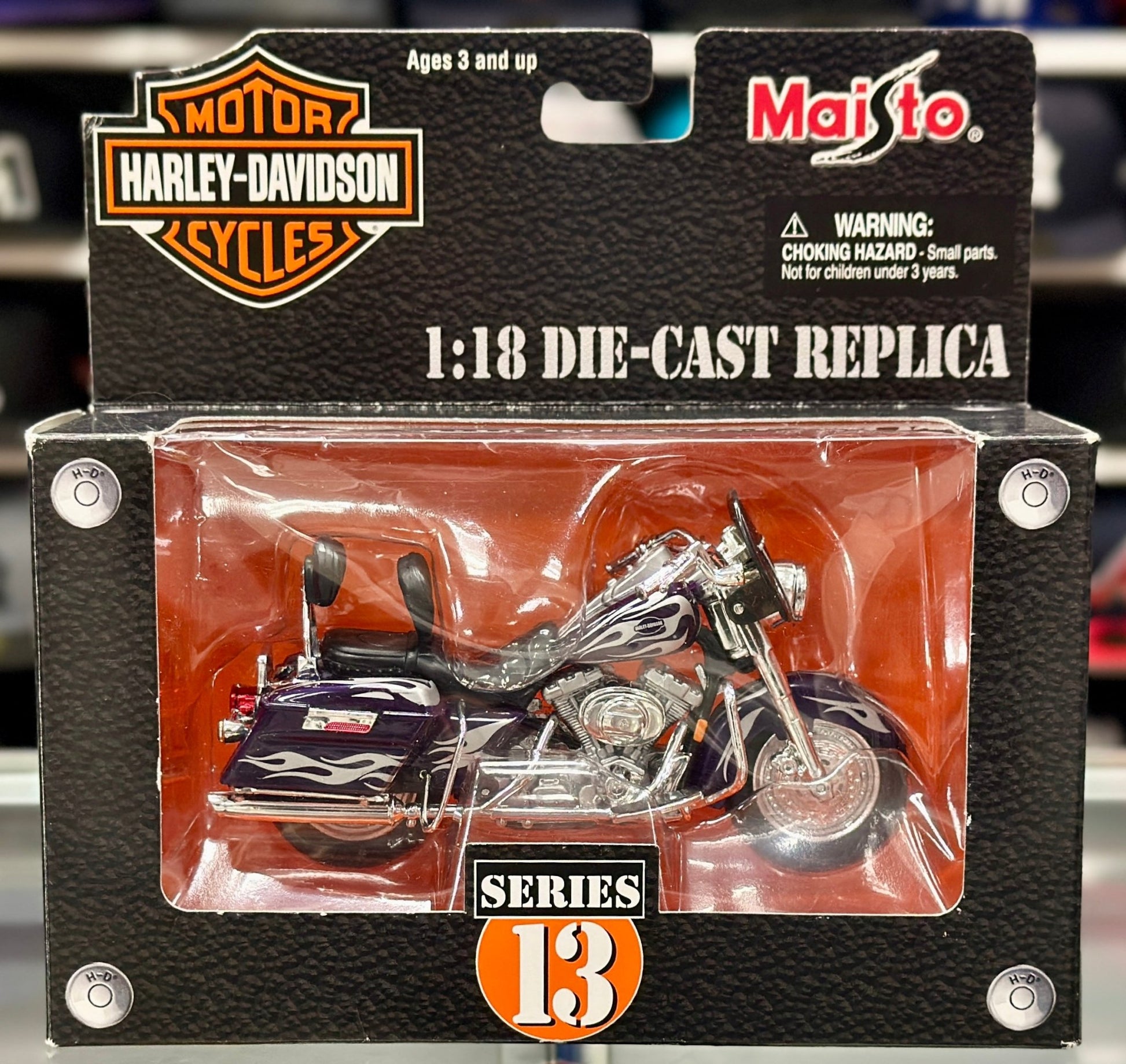 Harley Davidson Maisto Two-Wheeler 1/18 Scale Diecast Model Motorcycle - Product Image
