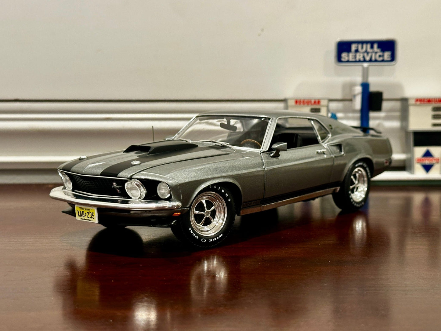 Highway 61 1969 Ford Mustang Boss 429 'John Wick Movie Car' 1/18 Scale Diecast Model Car - Product Image