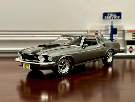 Highway 61 1969 Ford Mustang Boss 429 'John Wick Movie Car' 1/18 Scale Diecast Model Car - Product Image