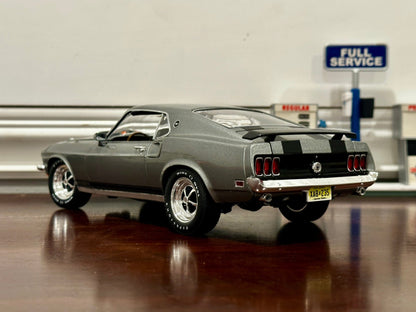 Highway 61 1969 Ford Mustang Boss 429 'John Wick Movie Car' 1/18 Scale Diecast Model Car - Product Image