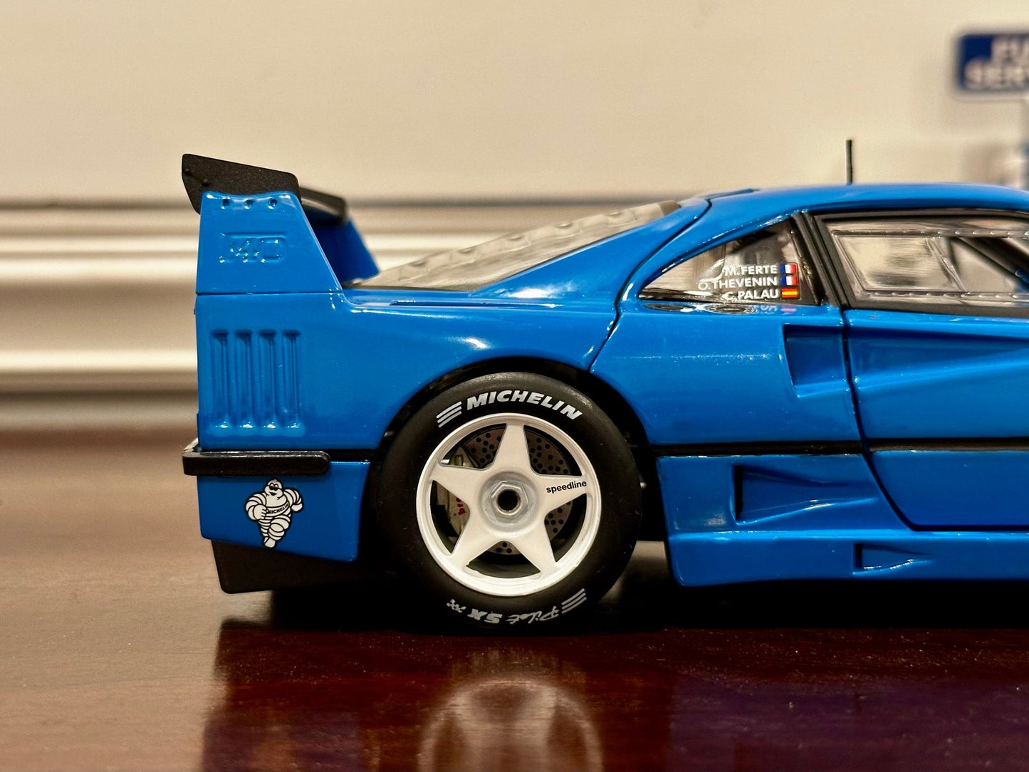 Hot Wheels Elite 1995 Ferrari F40 'Custom Blue Project Car' 1/18 Scale Diecast Model Car - Product Image