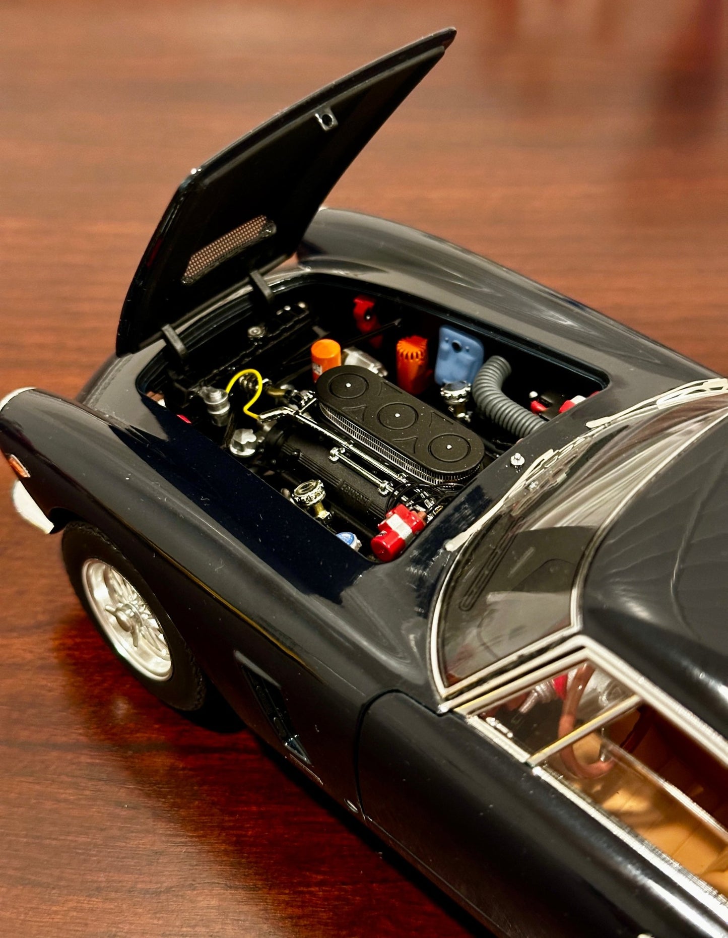 Hot Wheels Elite Ferrari 250 SWB Midnight Blue 1/18 Scale Diecast Model Car | Limited Edition - Product Image