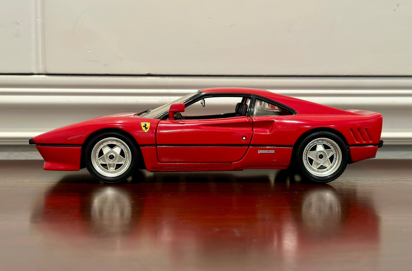 Hot Wheels Elite Ferrari 288 GTO 1/18 Scale Diecast Model Car | Parts Car - Product Image