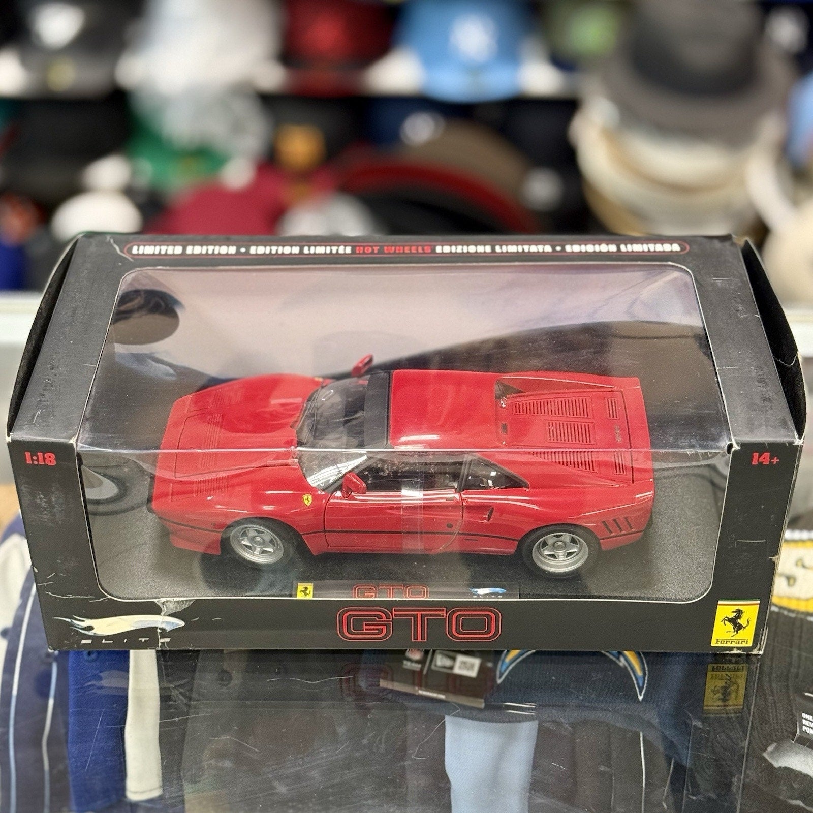 1/18 Ferrari GTO(レッド) 「Hot Wheels ELITE」 Hot Wheels Elite Ferrari 288 GTO Red 1/18 Scale Diecast Model Car