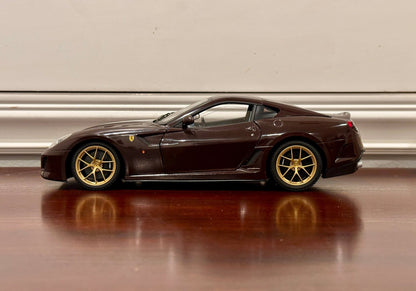 Hot Wheels Elite Ferrari 599 GTO0 'Michael Manns Edition' Purple w/ Gold Wheels 1/18 Scale Diecast Model Car | Limited Edition - Product Image