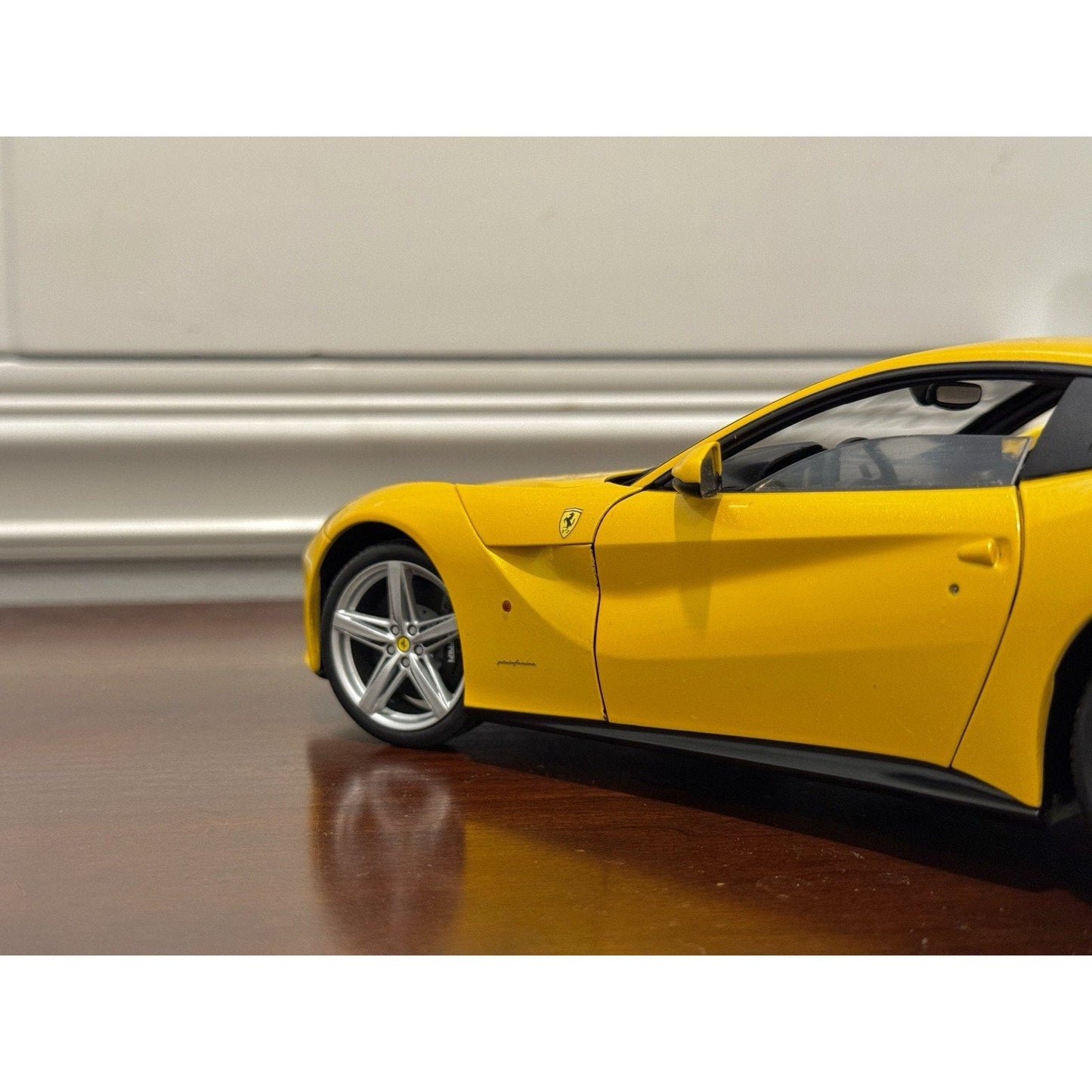 Hot Wheels Elite Ferrari F12 Giallo-Modena Yellow 1/18 Scale Diecast Model Car | Limited Edition - Product Image