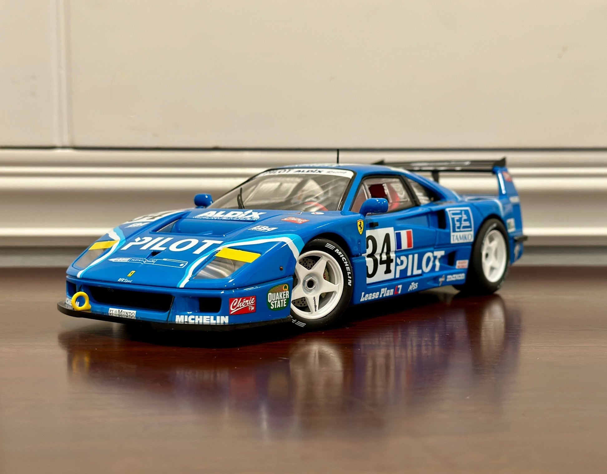 Hot Wheels Elite Ferrari F40 Competizione 'Pilot Edition' 1/18 Scale Diecast Model Car | Limited Edition - Product Image