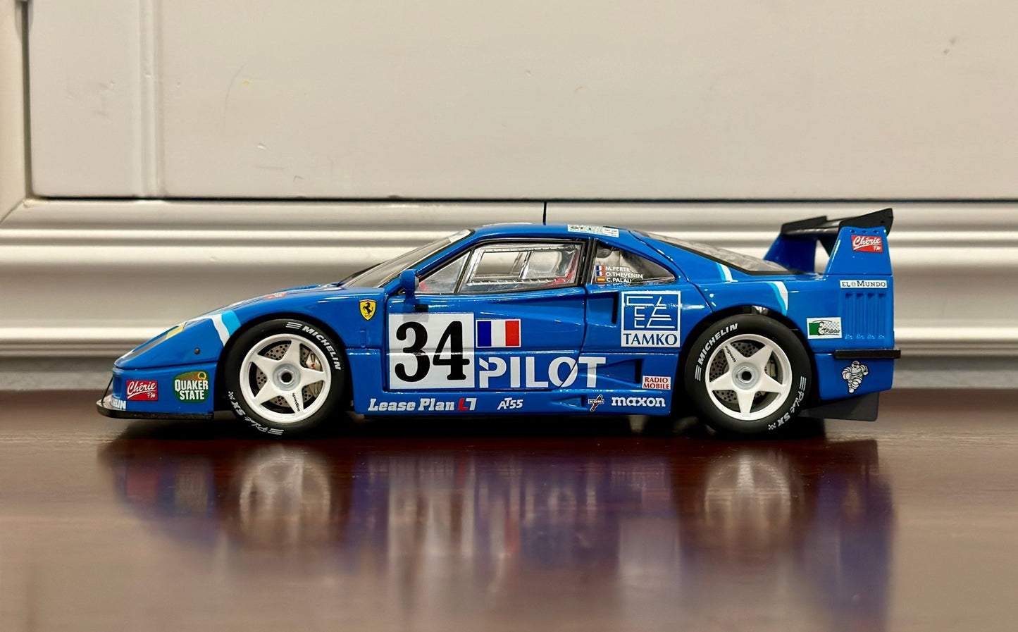 Hot Wheels Elite Ferrari F40 Competizione 'Pilot Edition' 1/18 Scale Diecast Model Car | Limited Edition - Product Image
