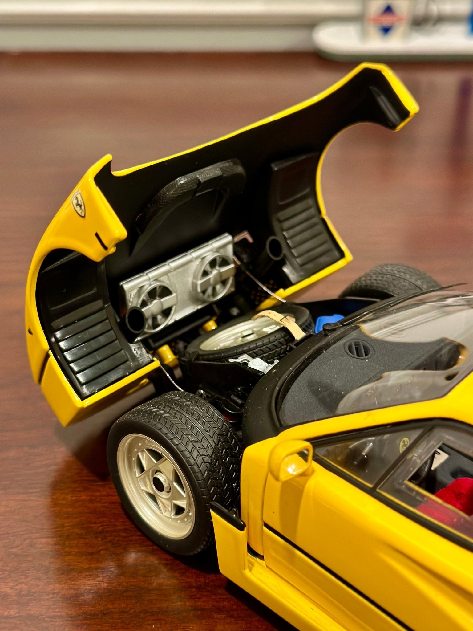 Hot Wheels Elite Ferrari F40 Yellow 1/18 Scale Diecast Model Car | Limited Edition - Product Image