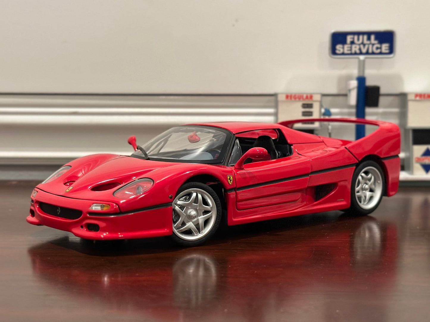 Hot Wheels Elite Ferrari F50 Hardtop Red 1/18 Scale Diecast Model Car | Limited Edition - Product Image