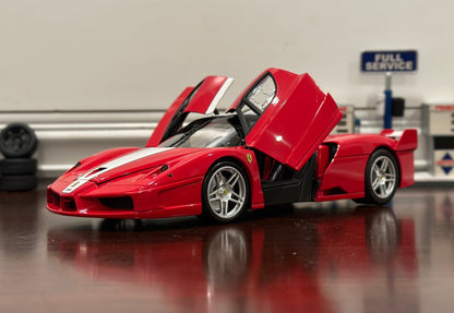 Hot Wheels Elite Ferrari FXX Evo Red w/ White 1/18 Scale Diecast Model Car - Product Image