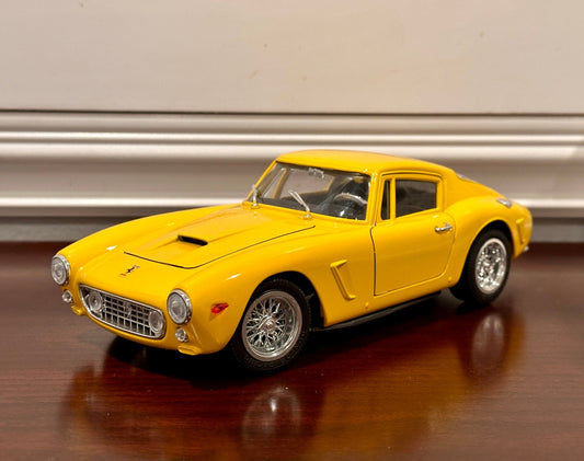 Hot Wheels Ferrari 250 SWB Yellow 1/18 Scale Diecast Model Car - Product Image