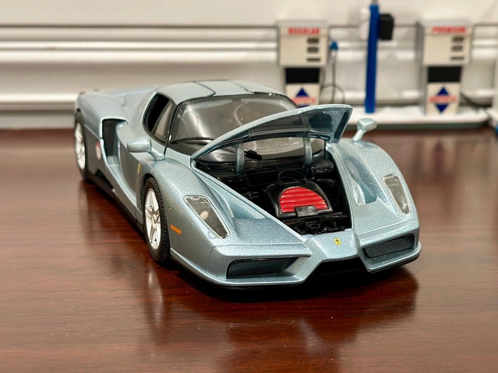Hot Wheels Ferrari Enzo Silver 1/18 Scale Diecast Model Car | Limited Edition - Product Image