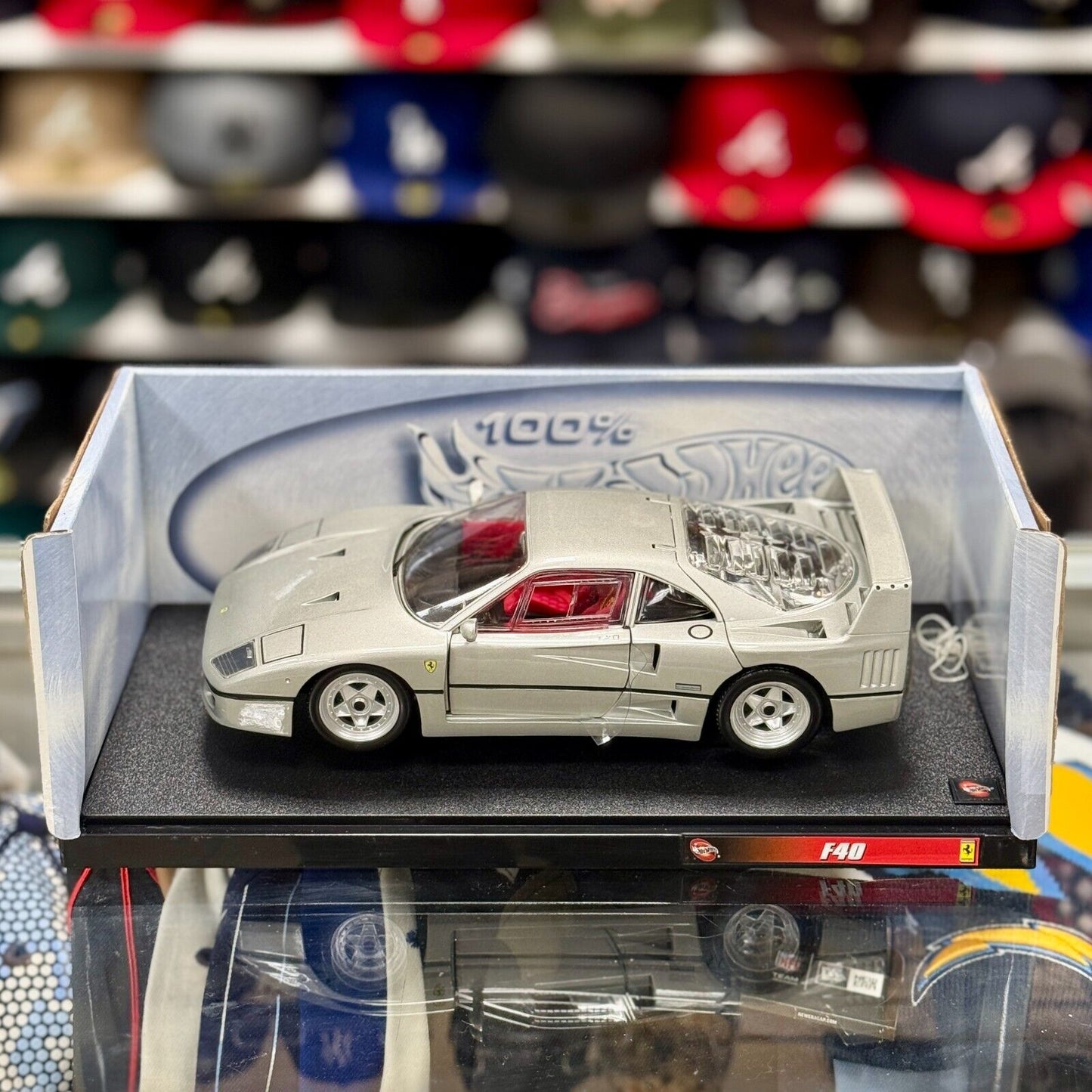 Hot Wheels Ferrari F40 Silver 'Only 20 Made' 1/18 Scale Diecast Model Car | Box May Vary - Product Image