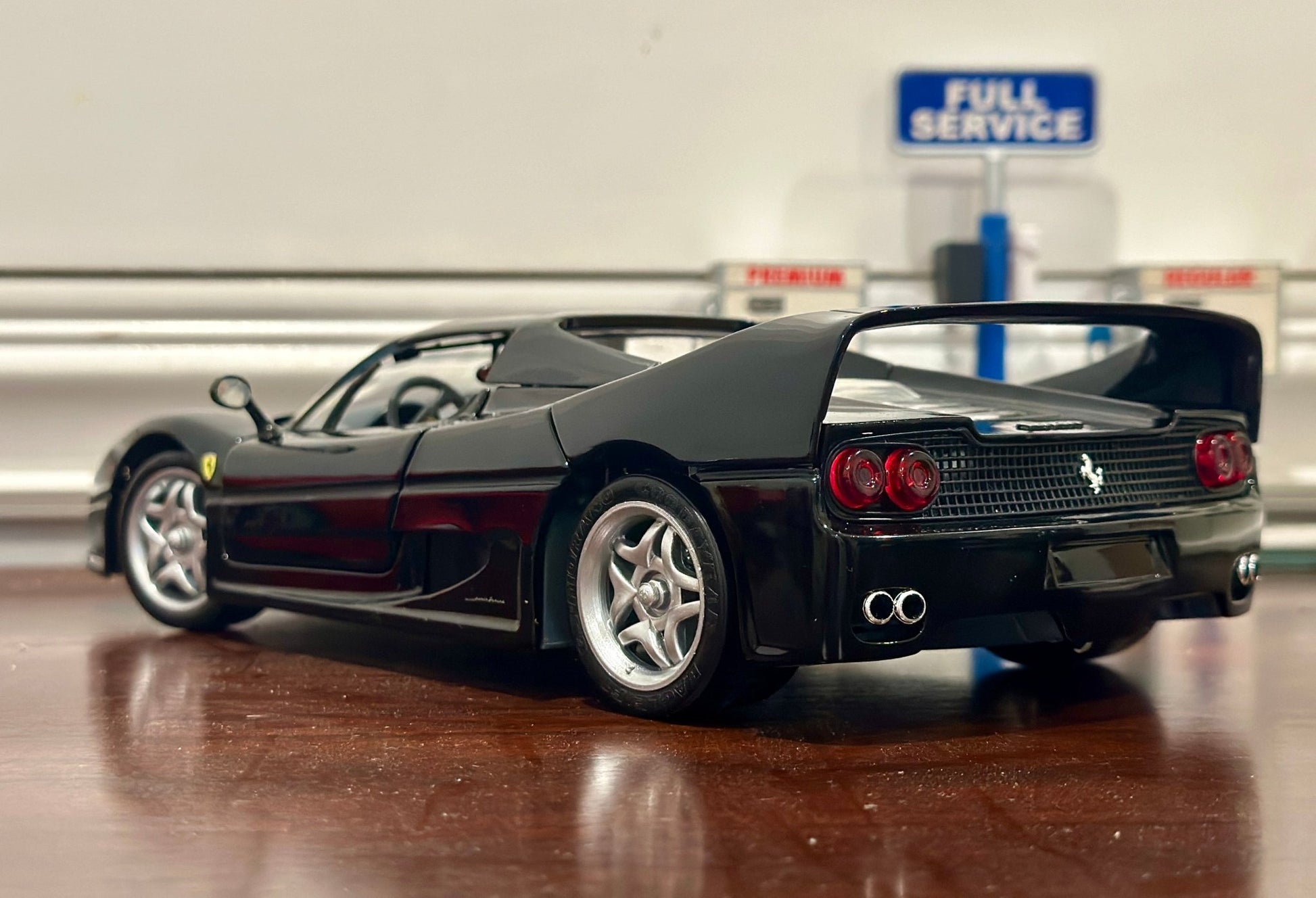 Hot Wheels Ferrari F50 Hard-Top Black 1/18 Scale Diecast Model Car - Product Image