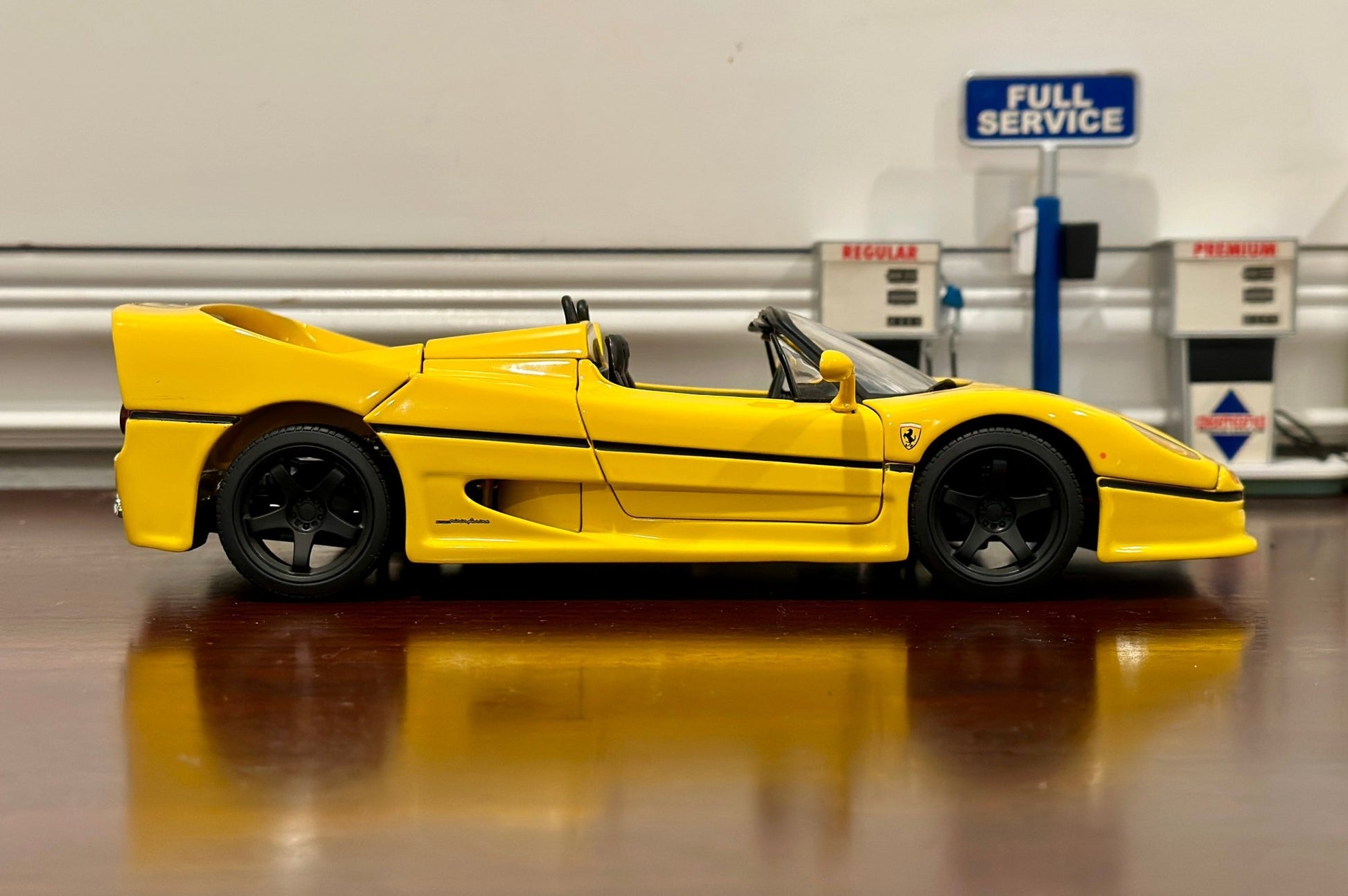 Hot Wheels Ferrari F50 Open-Top Yellow 1/18 Scale Diecast Model Car | Custom - Product Image