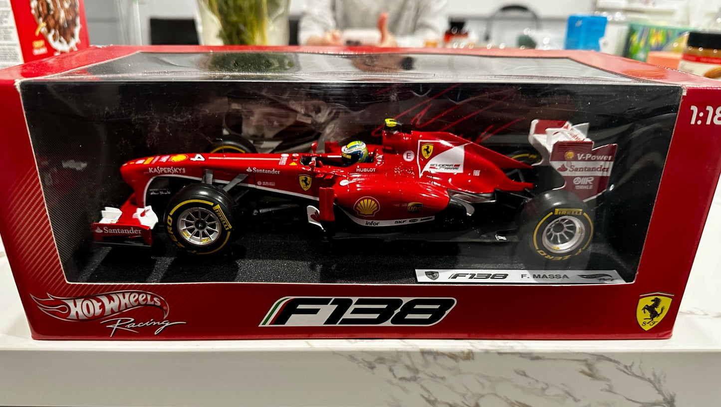 Hot Wheels Ferrari Formula One 'Felipe Massa F138' 1/18 Scale Diecast Model F1 Car - Product Image