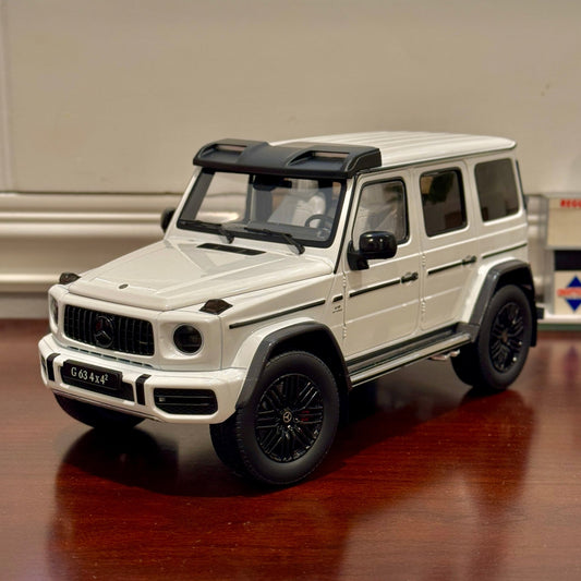 iScale Mercedes Benz G-Class G63 4X4² White 1/18 Scale Diecast Model Car | New - Product Image