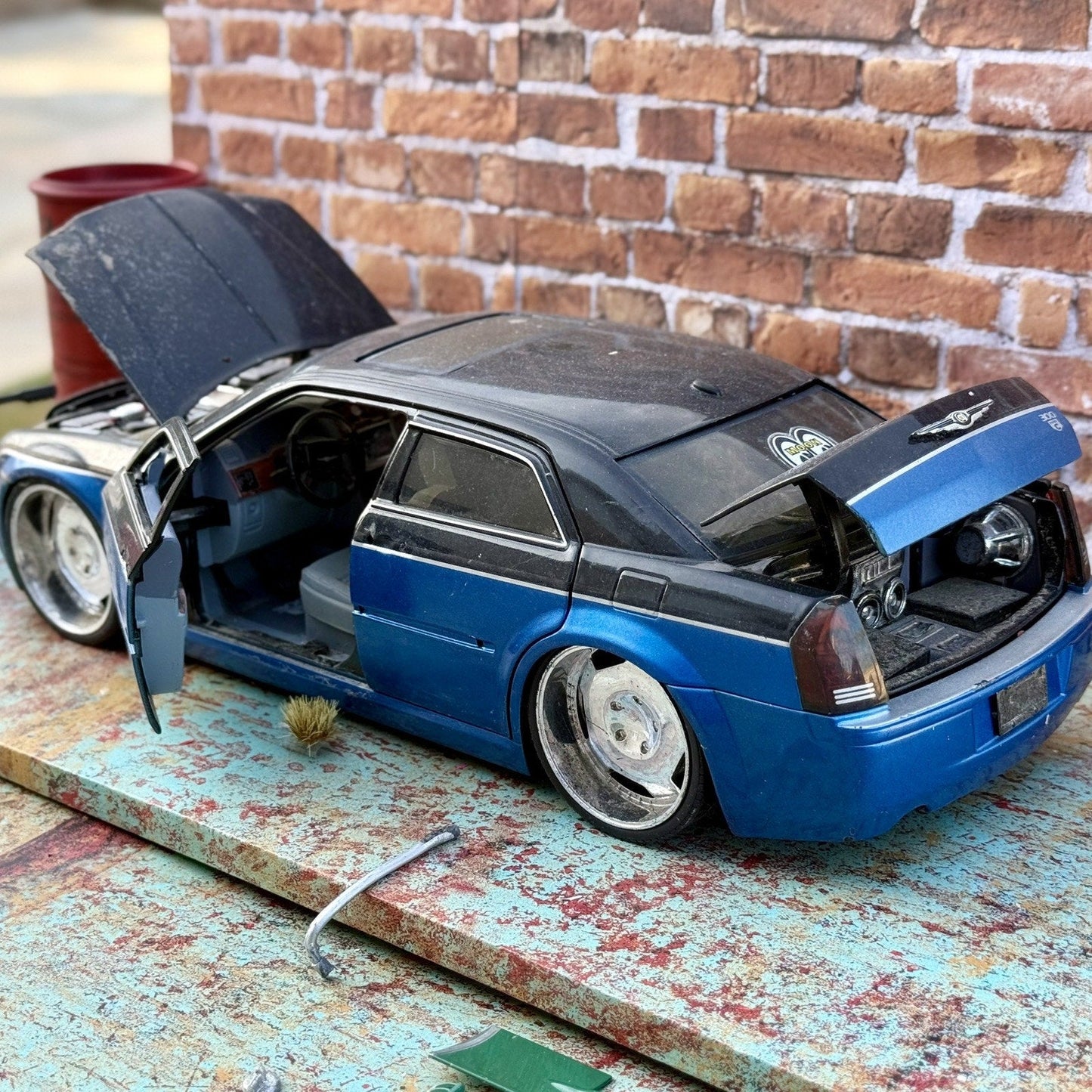JADA DUB CITY Chrysler 300C Blue/Black 1/18 Scale Diecast Model Car | Parts Car - Product Image