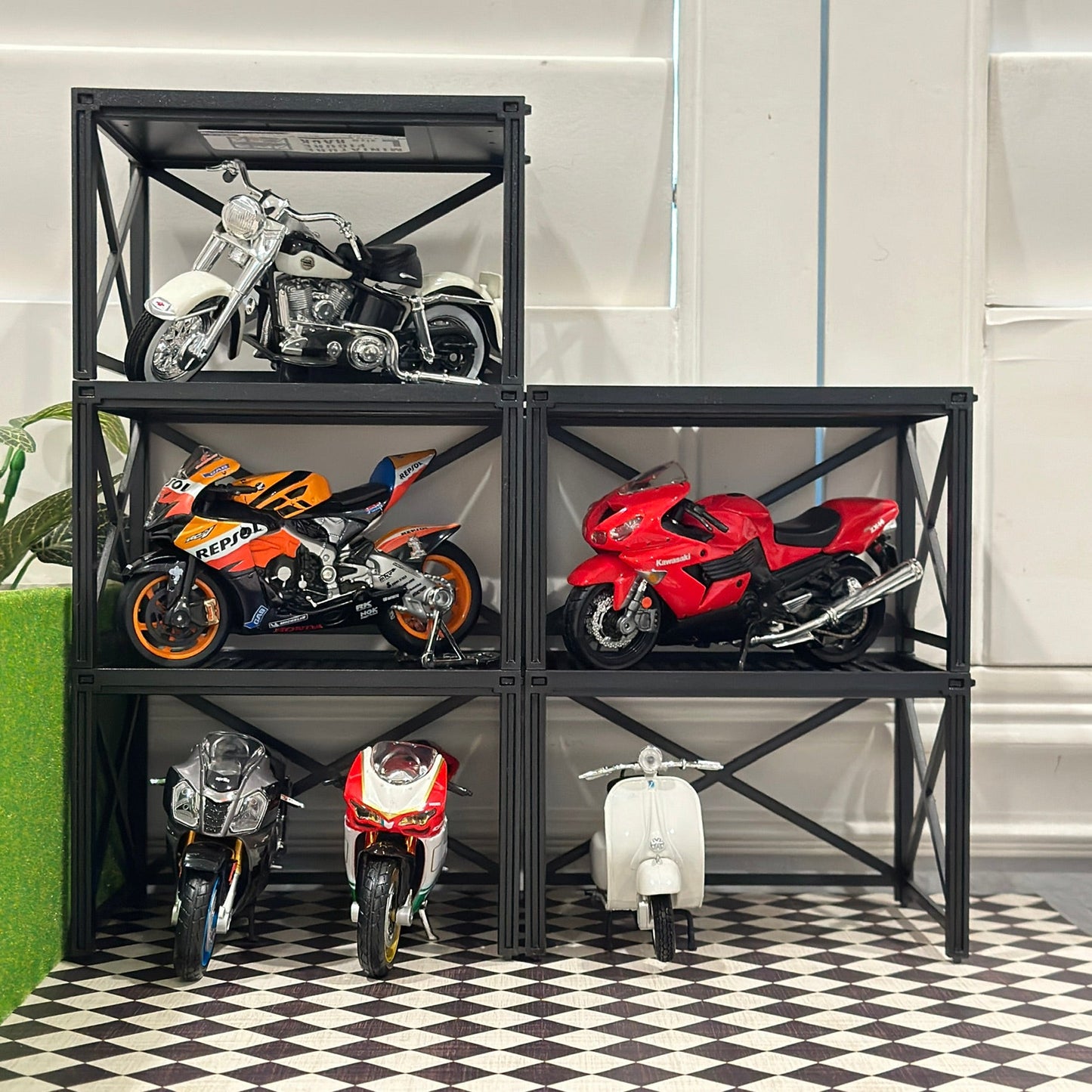 Japanese Garage Motorcycle Bike Diorama Prop Stackable Set | 1/18 Diorama | NEW - Product Image